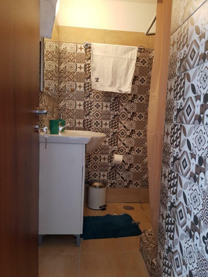 Petra & Elato Art Hotel Valtessiniko Eksteriør bilde